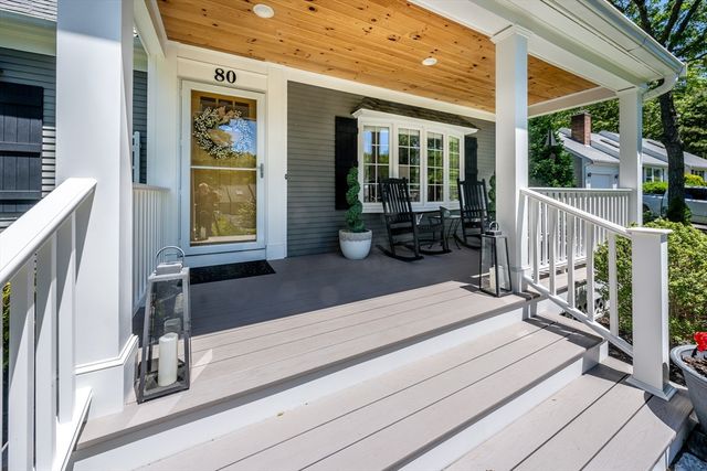80 Holder Ln, Barnstable, MA 02668
