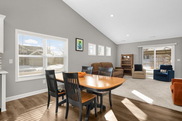 7010 Guilford Lane, Rockford, MN 55373