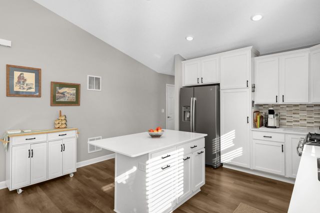 7010 Guilford Lane, Rockford, MN 55373