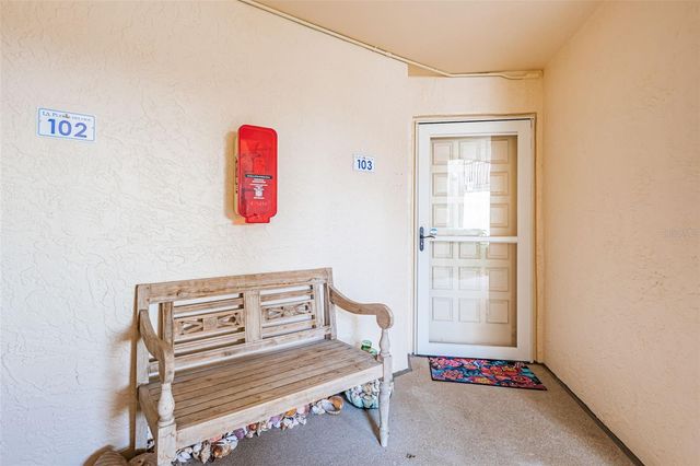 5633 PUERTA DEL SOL BOULEVARD S 103, St Petersburg, FL 33715