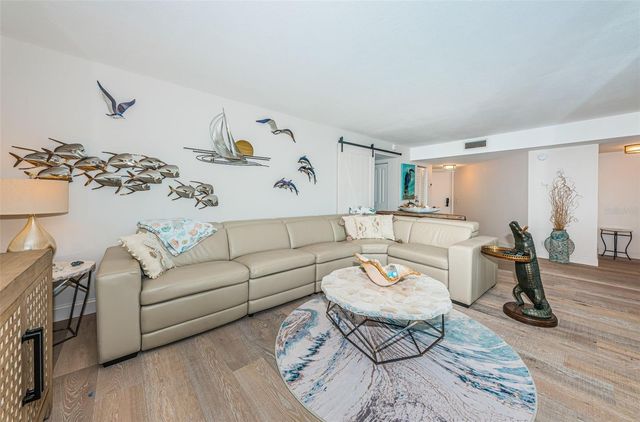 5633 PUERTA DEL SOL BOULEVARD S 103, St Petersburg, FL 33715