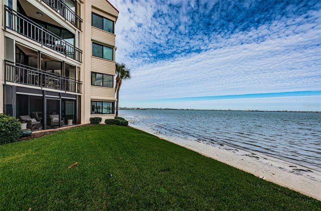 5633 PUERTA DEL SOL BOULEVARD S 103, St Petersburg, FL 33715