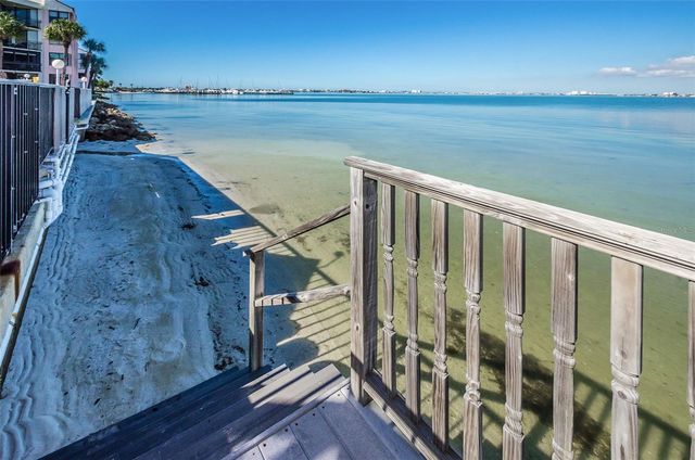 5633 PUERTA DEL SOL BOULEVARD S 103, St Petersburg, FL 33715