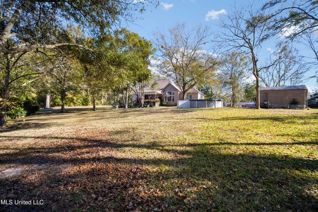 3219 Choctaw Avenue, Moss Point, MS 39563