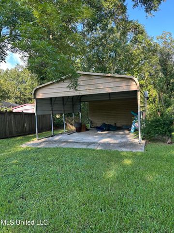 3219 Choctaw Avenue, Moss Point, MS 39563