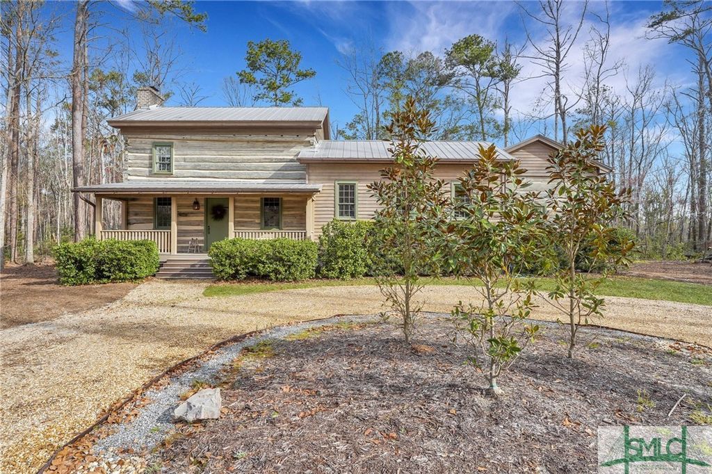 590 Dogwood Way, Richmond Hill, GA 31324