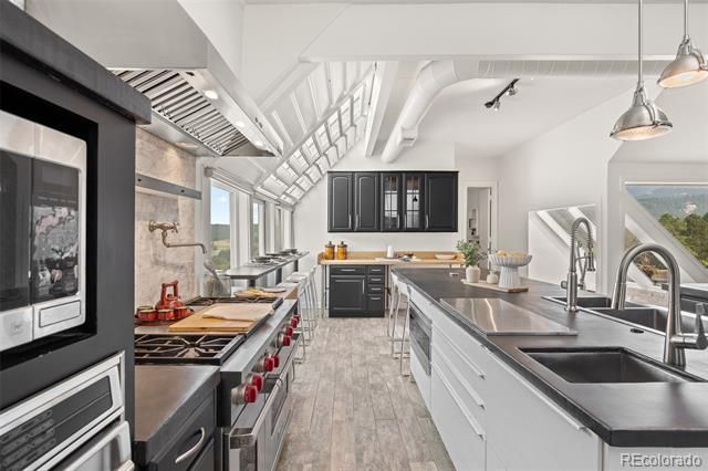 6671 Wauconda Drive, Larkspur, CO 80118