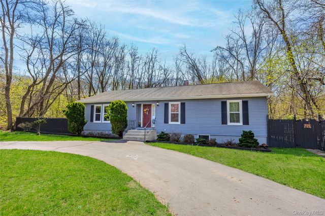 46 New York Avenue, Sound Beach, NY 11789