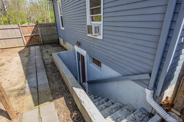 46 New York Avenue, Sound Beach, NY 11789