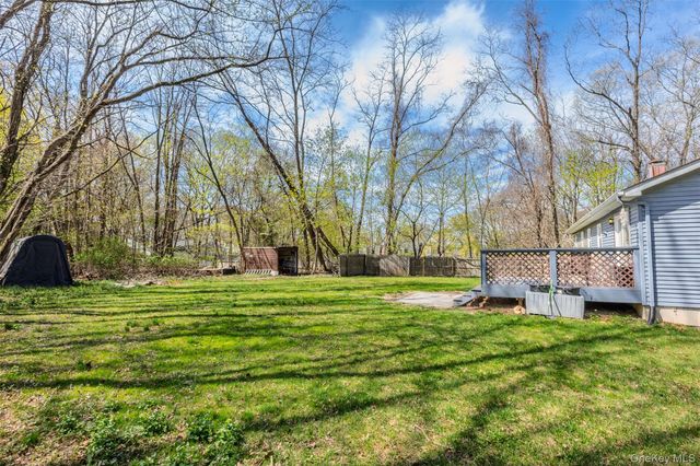 46 New York Avenue, Sound Beach, NY 11789