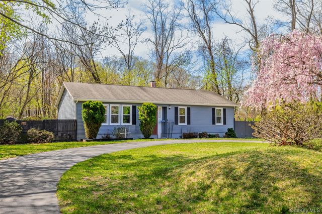 46 New York Avenue, Sound Beach, NY 11789