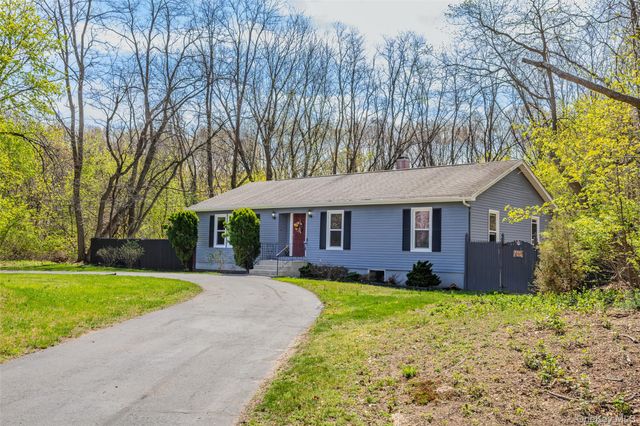 46 New York Avenue, Sound Beach, NY 11789