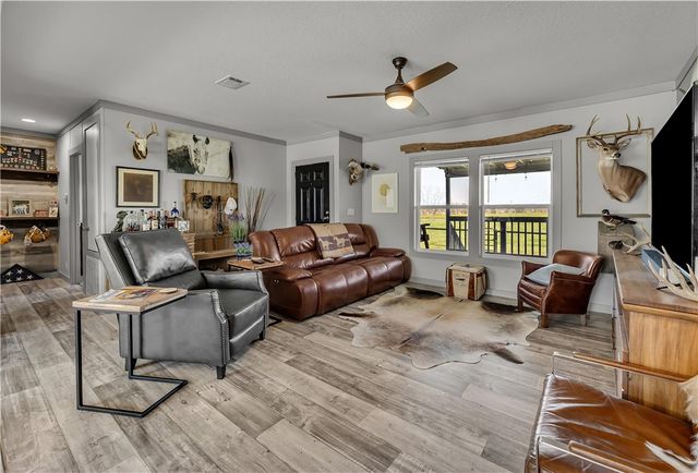 11581 County Road 419, Navasota, TX 77868