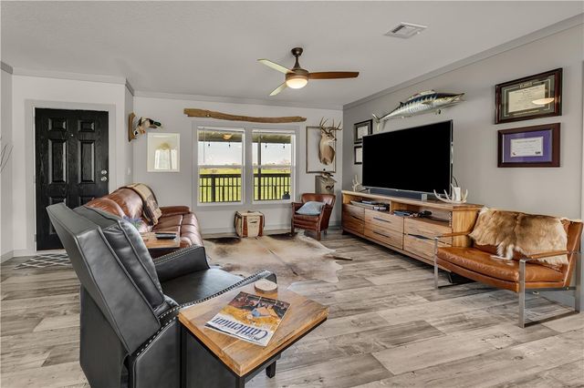 11581 County Road 419, Navasota, TX 77868