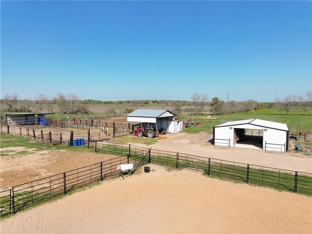 11581 County Road 419, Navasota, TX 77868