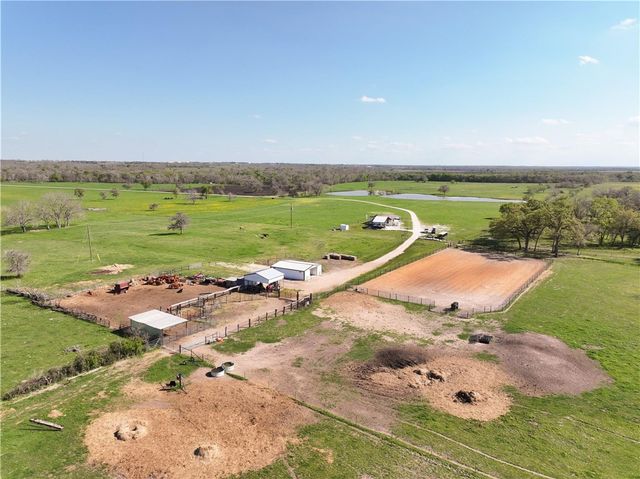11581 County Road 419, Navasota, TX 77868