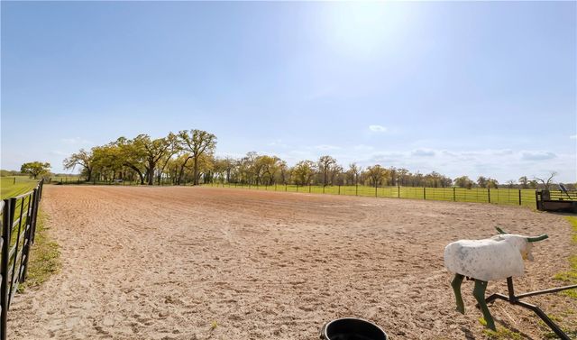 11581 County Road 419, Navasota, TX 77868