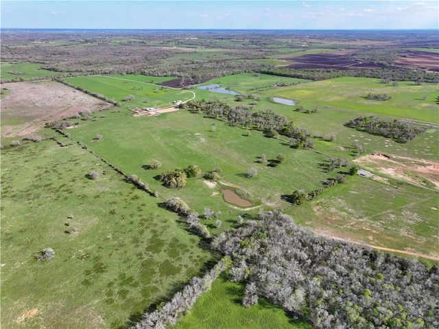11581 County Road 419, Navasota, TX 77868