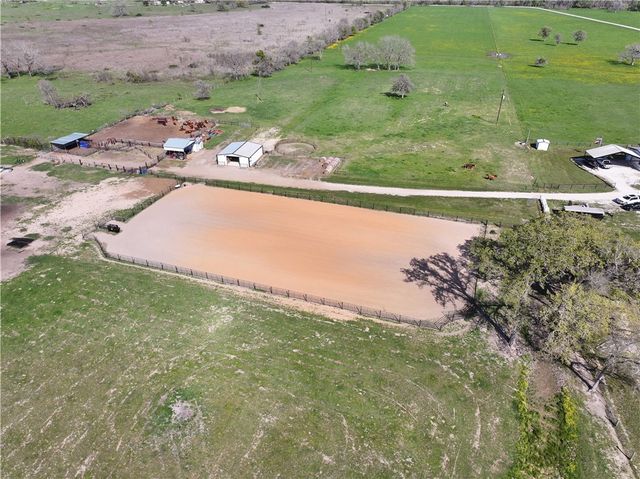 11581 County Road 419, Navasota, TX 77868