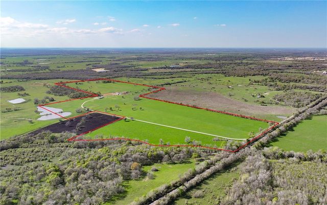 11581 County Road 419, Navasota, TX 77868