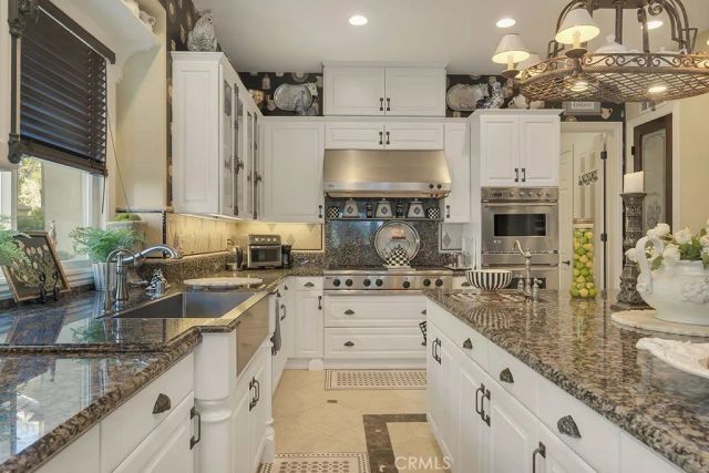 7040 Hogan Street, Moorpark, CA 93021