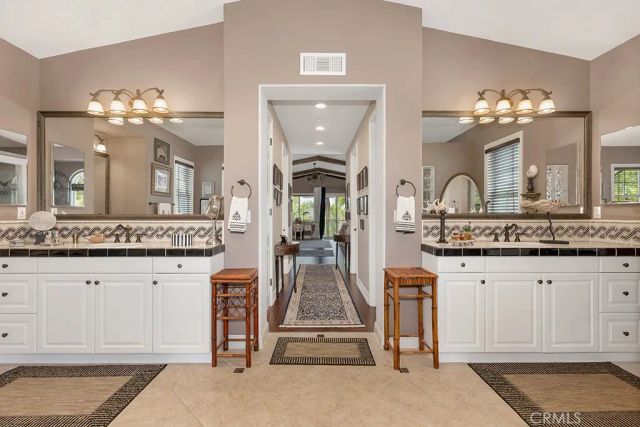 7040 Hogan Street, Moorpark, CA 93021