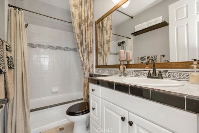 7040 Hogan Street, Moorpark, CA 93021