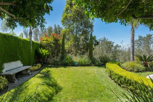 7040 Hogan Street, Moorpark, CA 93021