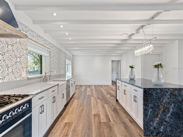 9865 SW 74TH AVENUE, Ocala, FL 34476