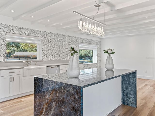 9865 SW 74TH AVENUE, Ocala, FL 34476