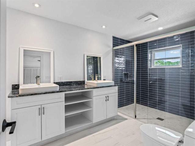 9865 SW 74TH AVENUE, Ocala, FL 34476