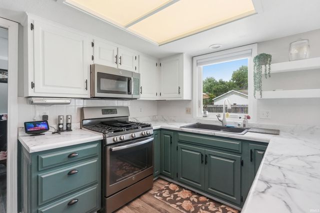 10934 Westmore Court, Fort Wayne, IN 46845