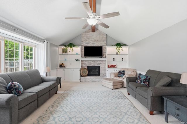 10934 Westmore Court, Fort Wayne, IN 46845