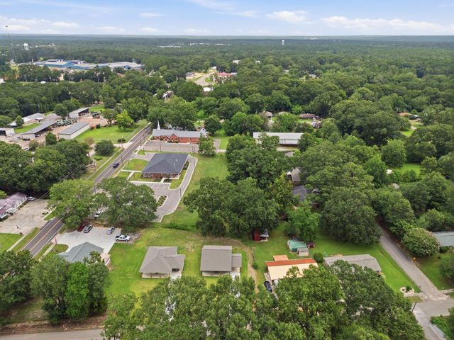 99 Richburg Ave., Purvis, MS 39475