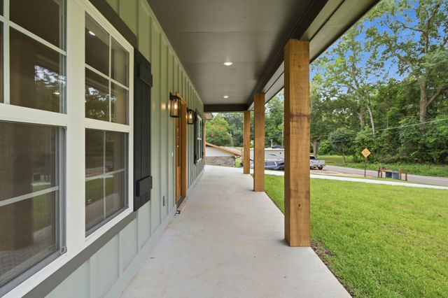 99 Richburg Ave., Purvis, MS 39475