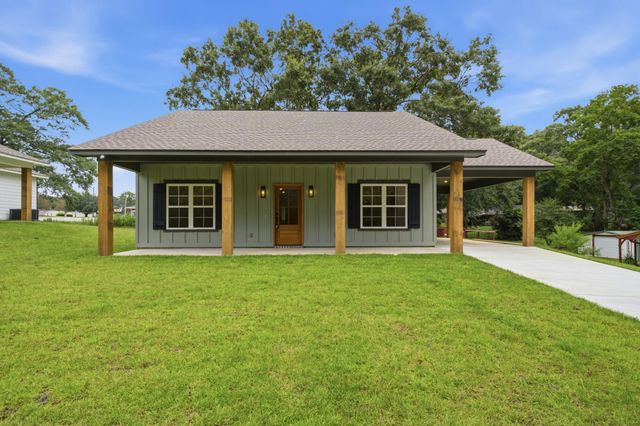 99 Richburg Ave., Purvis, MS 39475