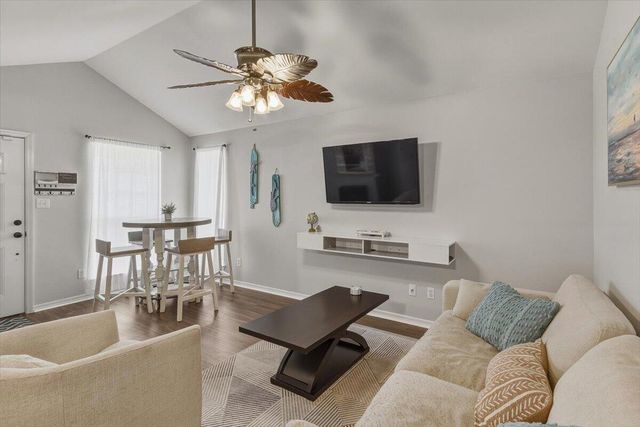 250 Terrance Lane, Mary Esther, FL 32569