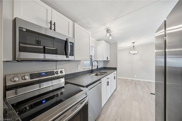 53 Mountain View Drive, Taylorsville, NC 28681