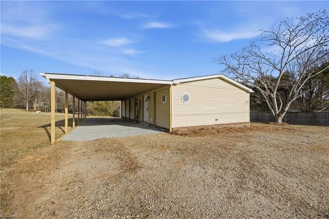 53 Mountain View Drive, Taylorsville, NC 28681