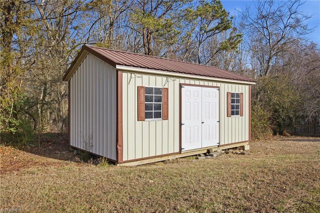 53 Mountain View Drive, Taylorsville, NC 28681