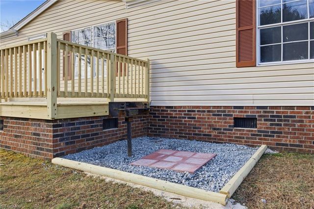 53 Mountain View Drive, Taylorsville, NC 28681