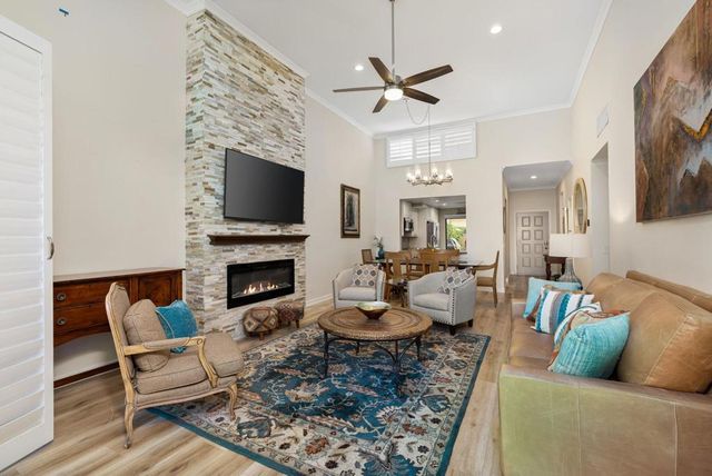 54938 Oak Tree A26, La Quinta, CA 92253