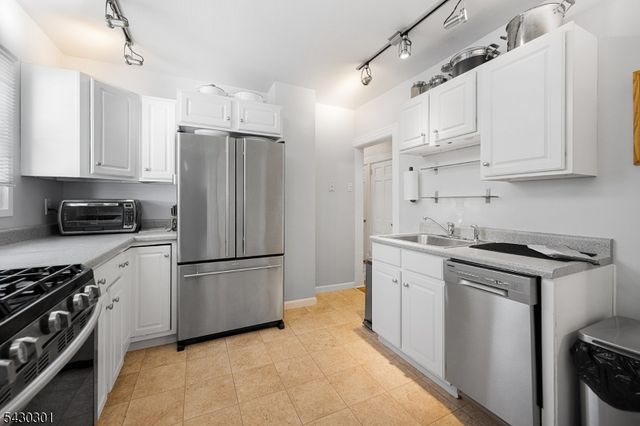 125 Alexander Ave, Montclair Twp., NJ 07043