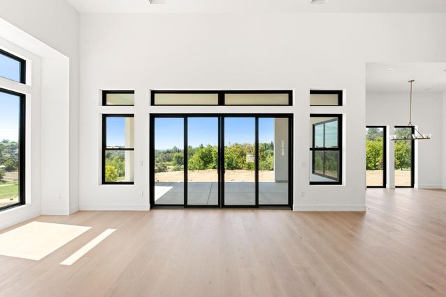 8691 Chili Hill Rd, Newcastle, CA 95658