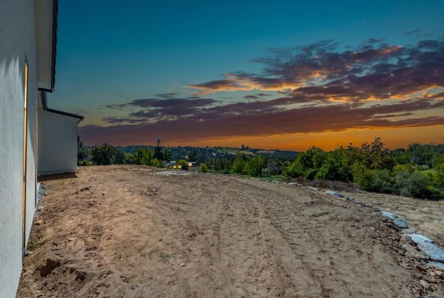 8691 Chili Hill Rd, Newcastle, CA 95658