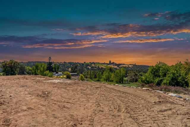 8691 Chili Hill Rd, Newcastle, CA 95658