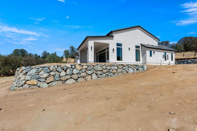 8691 Chili Hill Rd, Newcastle, CA 95658