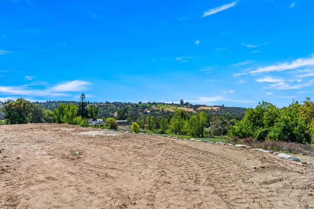 8691 Chili Hill Rd, Newcastle, CA 95658