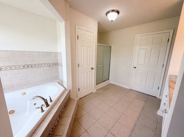 4523 Atkins Rd, Cedar Hill, TN 37032