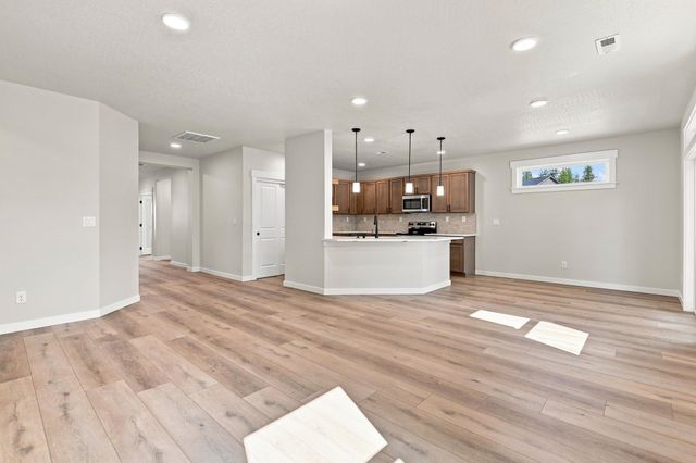 302 Apple Tree Ct, Cheney, WA 99004